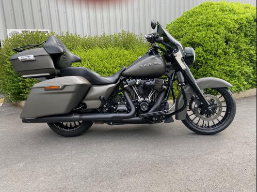 HARLEY-DAVIDSON TOURING ROAD KING 1745 SPECIAL