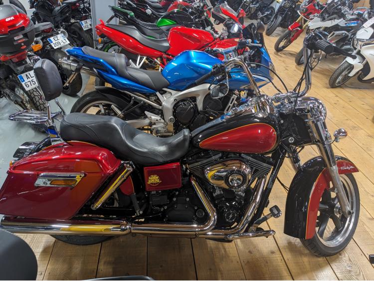 HARLEY-DAVIDSON DYNA SWITCHBACK 1690