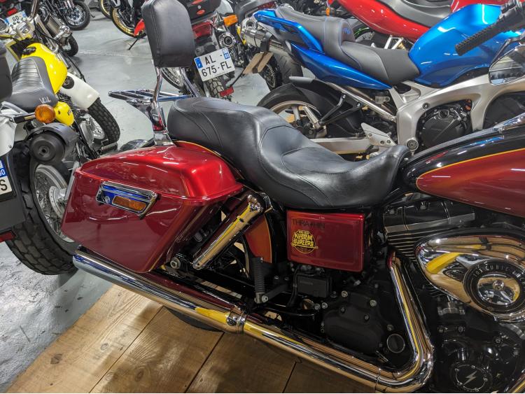 HARLEY-DAVIDSON DYNA SWITCHBACK 1690