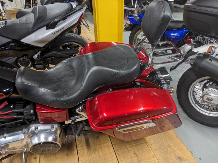HARLEY-DAVIDSON DYNA SWITCHBACK 1690