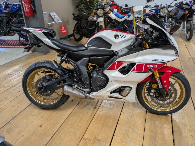 YAMAHA YZF-R7 WORLD GP 60TH ANNIVERSARY