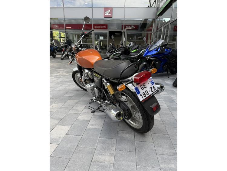 ROYAL ENFIELD INTERCEPTOR 650