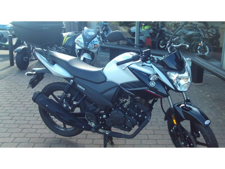 YAMAHA YS 125