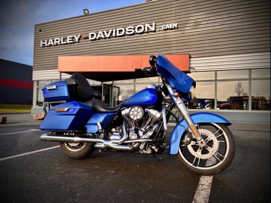 HARLEY-DAVIDSON TOURING STREET GLIDE 1690