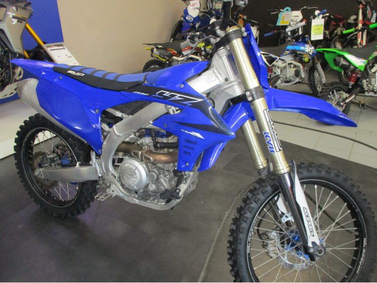 YAMAHA YZ-F 450