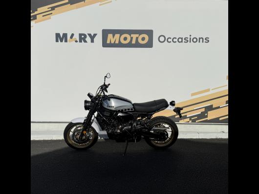 YAMAHA XSR 700 XTRIBUTE