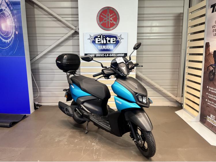 YAMAHA RayZR 125 + TOP CASE 