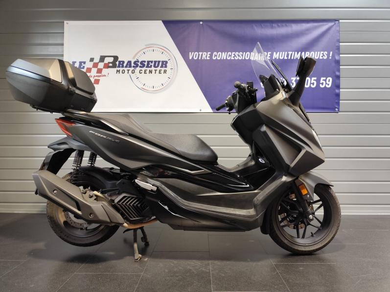 HONDA FORZA 125 TOP BOX