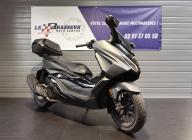 HONDA FORZA 125 TOP BOX