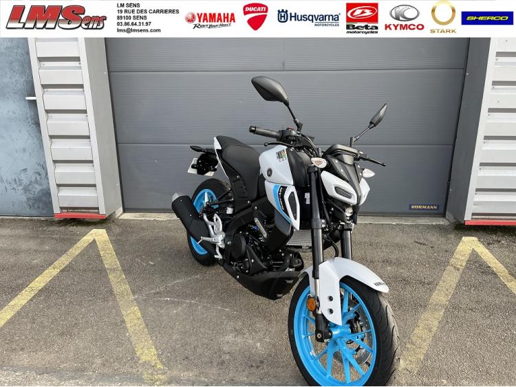 YAMAHA MT-125