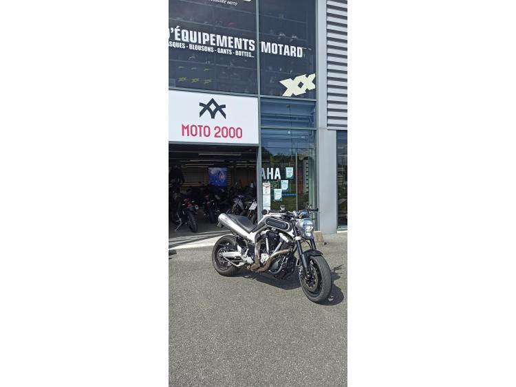 YAMAHA MT-01