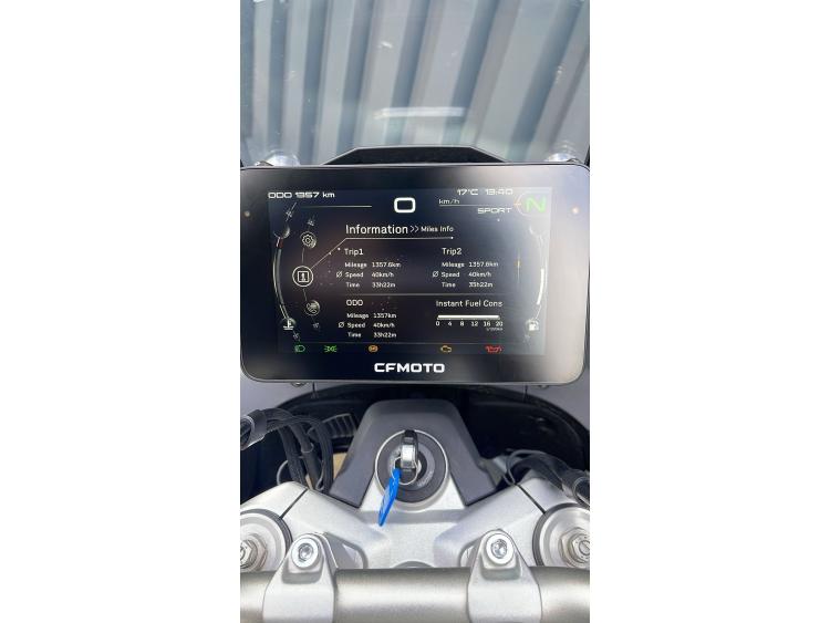 CF MOTO MT 800 SPORT