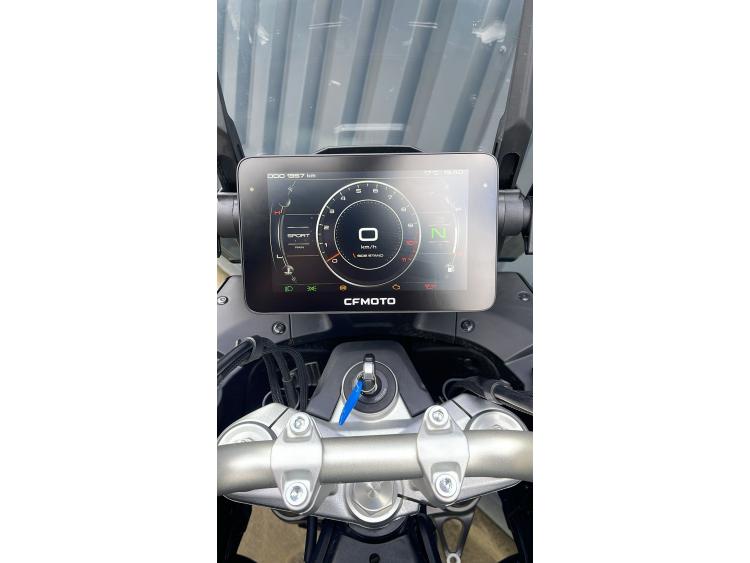 CF MOTO MT 800 SPORT