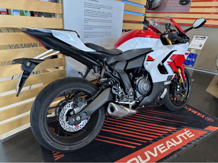 YAMAHA YZF-R7 35KW