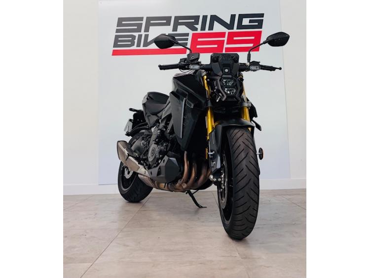 SUZUKI GSX-S 1000