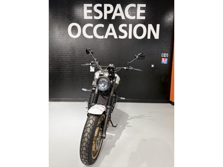 YAMAHA XSR 700