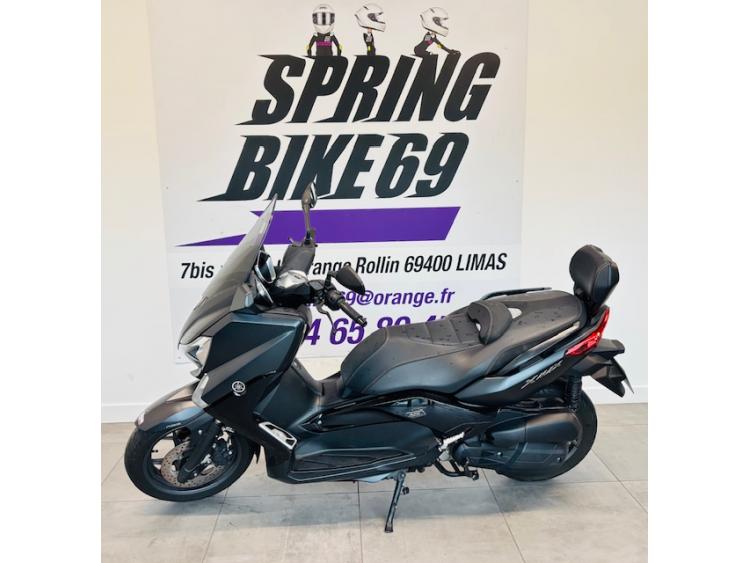 YAMAHA XMAX 125