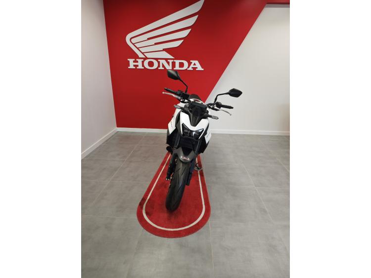 HONDA CB 750 HORNET