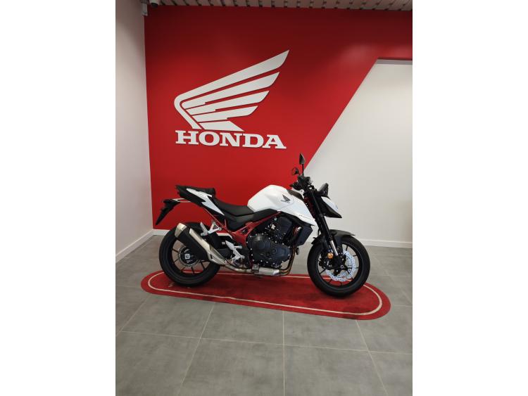 HONDA CB 750 HORNET
