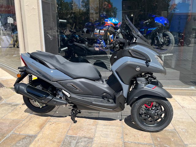 YAMAHA TRICITY 300
