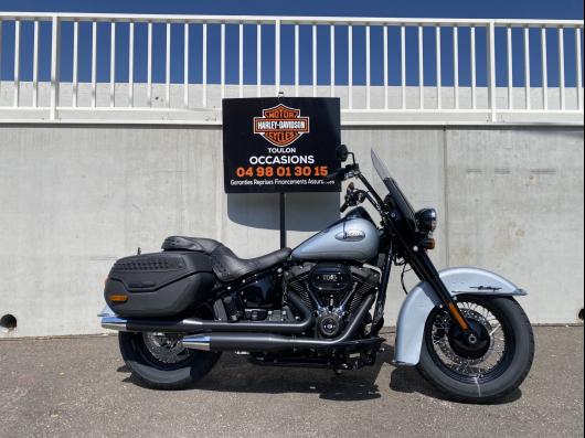 HARLEY-DAVIDSON SOFTAIL HERITAGE 1868 CLASSIC