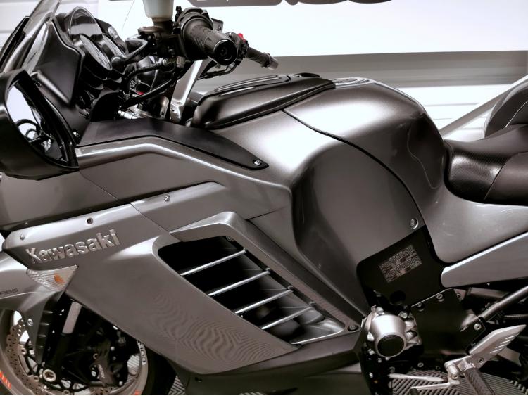 KAWASAKI GTR 1400 GTR1400 - DEBRIDEE FULL - ABS