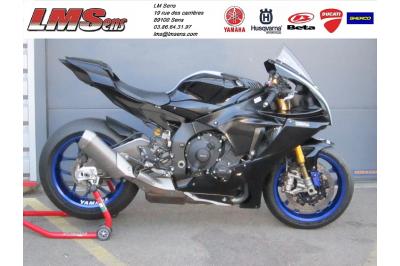 YAMAHA YZF 1000 R1 M