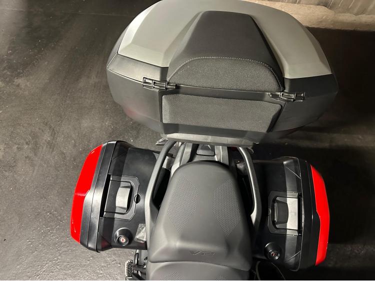 DUCATI MULTISTRADA V2S Touring