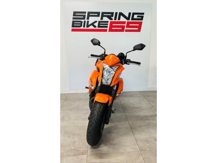 KAWASAKI ER-6