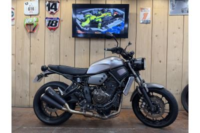 YAMAHA XSR 700