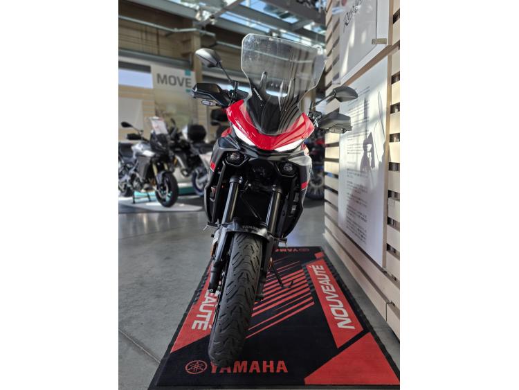 YAMAHA TRACER 7