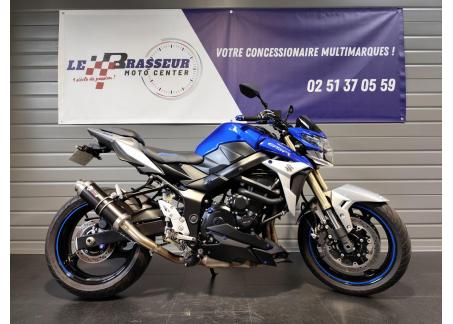 SUZUKI GSR 750