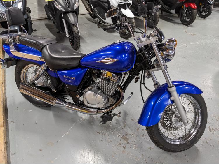 SUZUKI VZ 125 MARAUDER 290 KM 
