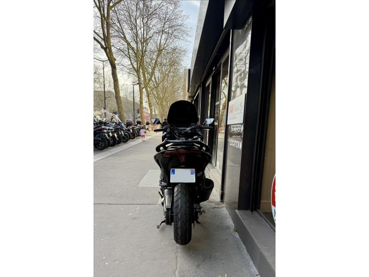 YAMAHA XP T-MAX 560 TECH MAX ( T MAX TMAX )