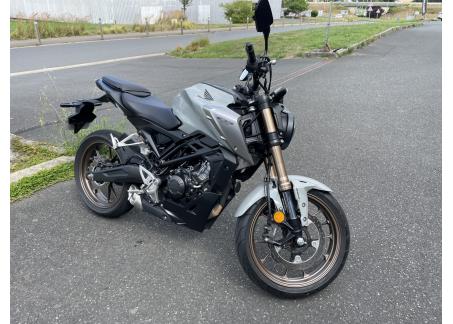 HONDA CB 125 R