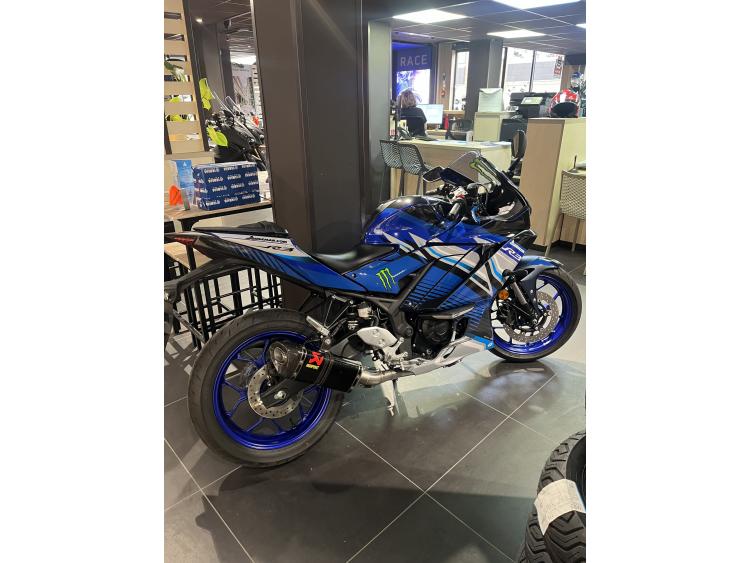 YAMAHA YZF-R3
