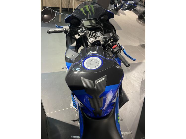 YAMAHA YZF-R3
