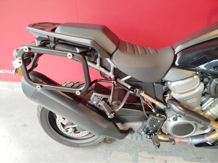 HARLEY-DAVIDSON ADVENTURE PAN AMERICA 1250