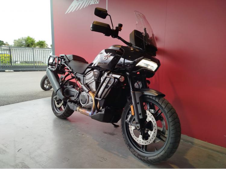 HARLEY-DAVIDSON ADVENTURE PAN AMERICA 1250