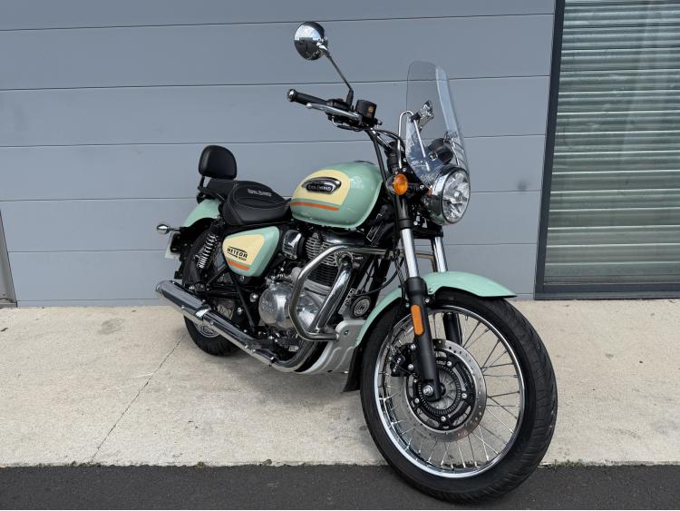 ROYAL ENFIELD METOR 350 AURORA GREEN