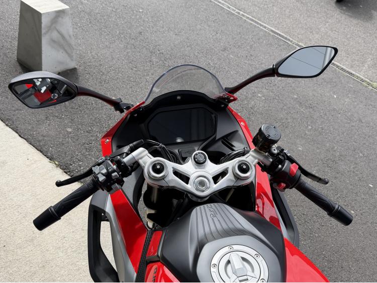 QJ MOTOR SRK 600 RS