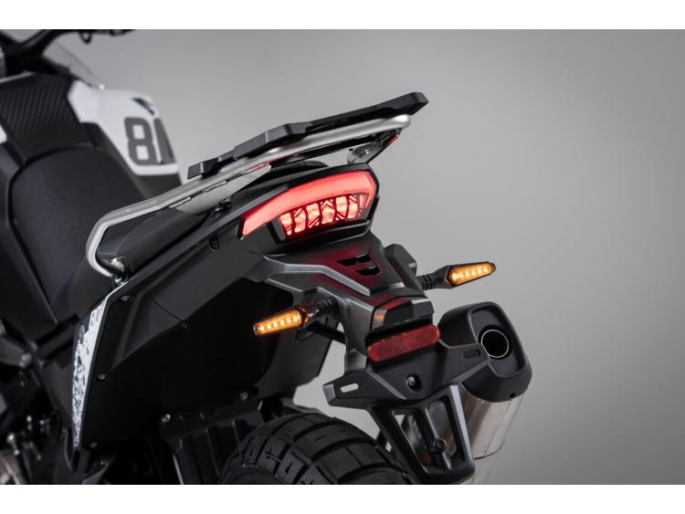 VOGE DS800X