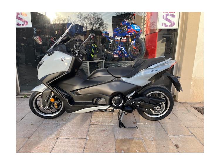 YAMAHA XP T-MAX 560 TECH MAX