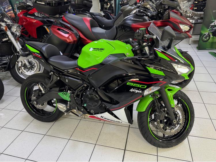 KAWASAKI NINJA 650 47.5