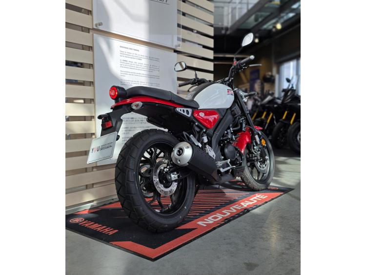 YAMAHA XSR 125