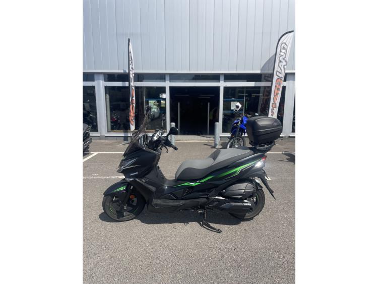 KAWASAKI J300