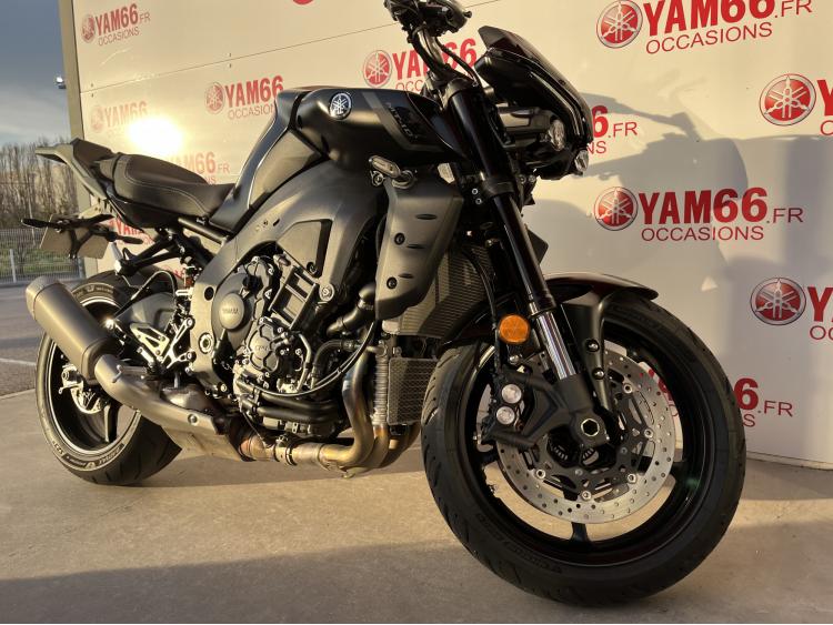 YAMAHA MT-10