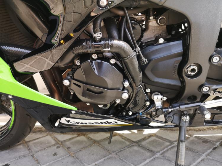 KAWASAKI ZX-6R 636