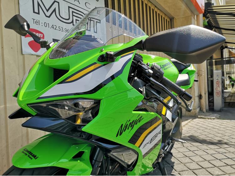 KAWASAKI ZX-6R 636