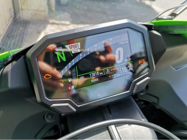 KAWASAKI ZX-6R 636